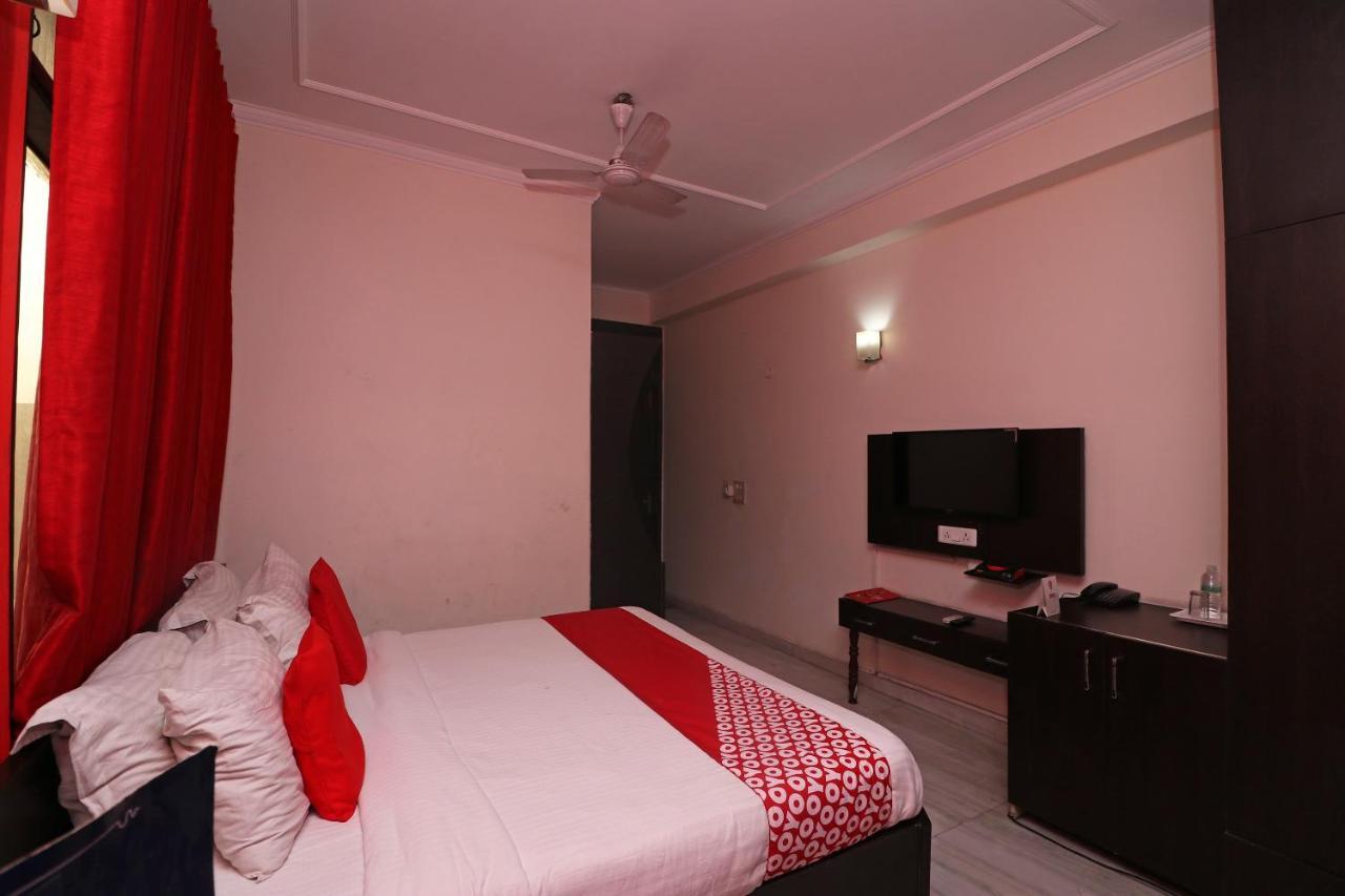 Oyo Flagship 74392 Hotel Mahesh Residency Hajdarábád Exteriér fotografie